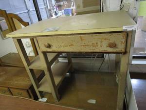 lot 417 image: SMALL WOODEN DESK WITH SHELVES