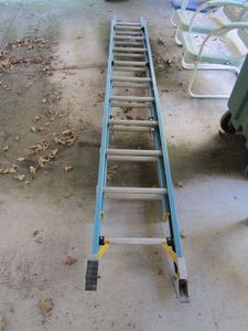 lot 37 image: 14 EXTENTION LADDER