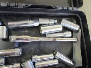 lot 13 image: HARLEY DAVIDSON RATCHET SET IN SMALL STAPLE GUN CASE