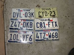 lot 36 image: VINTAGE LICENSE PLATES INCL. PLATE STAMPED 75