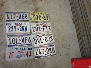 lot 35 image: VINTAGE LICENSE PLATES INCL. ANTIQUE VEHICLE PLATE &amp 70s - 80s PLATE
