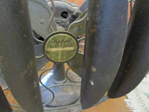 lot 183 image: ANTIQUE VICTOR AIRPLANE FAN