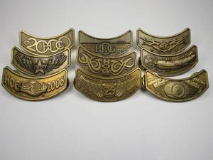 lot 115 image: HARLEY DAVIDSON HARLEY OWNERS GROUP ROCKER PINS, YEARS 2000 - 2007