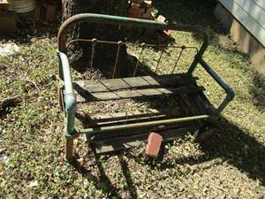 lot 107 image: ANTIQUE RUSTIC PIPE BENCH
