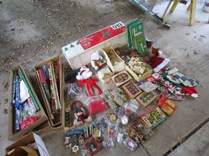 lot 111 image: XMAS PRE LIT TREE, WREATH AND MANY DECORATIONS, WRAPPING PAPER AND MORE