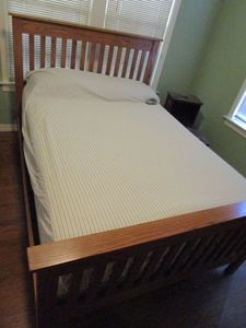 lot 178 image: ENTIRE BED, MUST TAKE ALL
