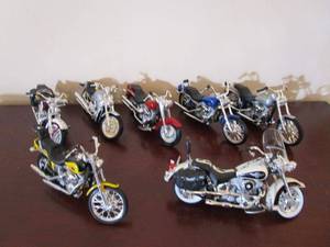 lot 240 image: 7 DIFFERENT HARLEY DAVIDSON REPLICAS