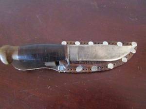 lot 255 image: INCREDIBLE ANTIQUE RH-34 GENERAL PURPOSE KNIFE MADE BY REMINGTONPAL COMPANIES PRE WWII, LEATHER CASE INCLUDED