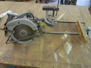 lot 329 image: CRAFTSMAN CIRCULAR SAW, 2 MITER GAUGES