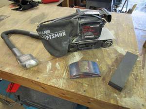 lot 335 image: LG CRAFTSMAN 3X21 BELT SANDER, SNAKE LIGHT