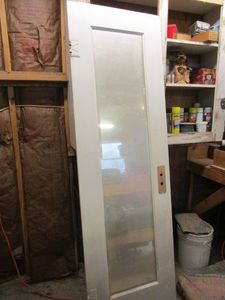 lot 346 image: DOOR WITH PLEXIGLASS