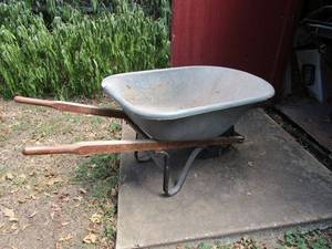 lot 358 image: KELLY WHEELBARROW