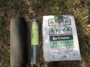 lot 398 image: EASY BAGGER &amp PEAT MOSS