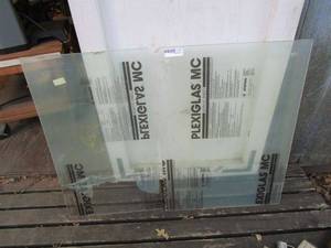 lot 410 image: PLEXIGLASS