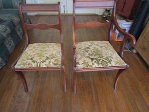 lot 169 image: ANTIQUE DINING CHAIRS, MATCHES LOTS 154, 157, 175