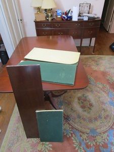lot 175 image: ANTIQUE DINING TABLE, MATCHES LOTS154, 157, 169