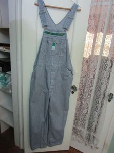 lot 375 image: VINTAGE LIBERTY OVERALLS IN GREAT CONDITION, NO TEARS OR RIPS, HAS ALL BUTTONS