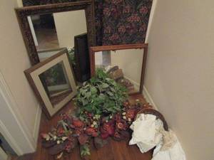 lot 388 image: ALL MIRRORS, FOLIAGE DECORATIONS, BASKETS, DOILYS, DRAPES NOT INCLUDED
