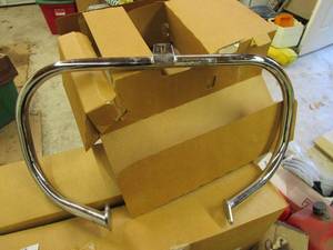 lot 116 image: HARLEY DAVIDSON ENGINE GUARDHIGHWAY BARS, NEW OPEN BOX
