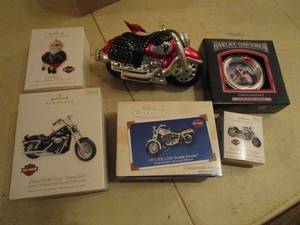 lot 417 image: ALL HARLEY DAVIDSON XMAS DECORATIONS, KEEPSAKE COLLECTION
