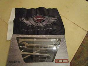 lot 201 image: UNOPENED HARLEY DAVIDSON WRENCH SET, NEW HARLEY DAVIDSON WINDOW FLAG