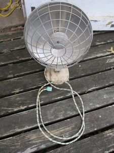 lot 309 image: MID CENTURY FOCALIPSE RADIANT HEATER MODEL NO. 706A