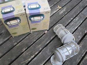 lot 437 image: 2 1996 PRIME OUTDOOR LANTERN NEW IN BOX, 2 MID CENTURY ADALET LIGHT FIXTURES W CAGED LIGHT