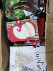lot 44 image: Assorted Christmas cards with envelopes