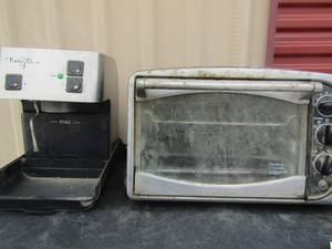lot 74 image: Barista coffee maker and TOASTER OVEN