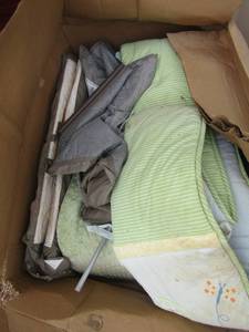 lot 77 image: Frog design crib bedding, pillow and blankets