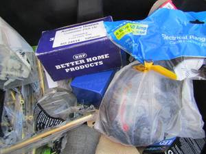 lot 91 image: Wire, screws, range cord, 60 Watt light bulbs & more