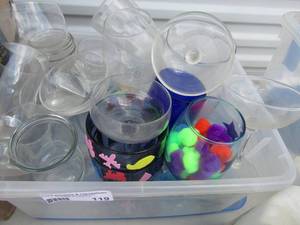 lot 119 image: Tub o glasses