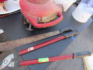 lot 126 image: Machete with black handle, tree trimmers, Homelite BLOWER