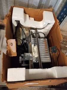 lot 35 image: Electric Slicer