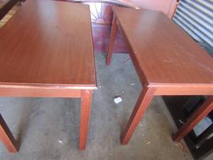 lot 4 image: Lot of 2 hotel desks with 1 drawer. 48x24x30