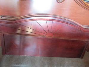 lot 24 image: 3 solid wood headboards 62x29
