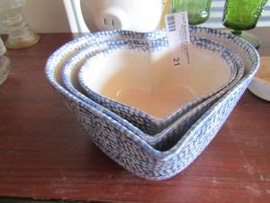 lot 21 image: 3 piece heart shaped ceramic dishes. ABC brand. Oven and dishwasher safe