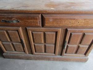 lot 64 image: Agers Furniture industries dresser 2 drawer plus cabinet 31x49x18