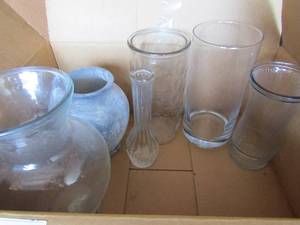 lot 70 image: 5 large vases and 1 small