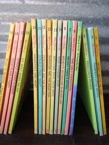 lot 80 image: Walt Disney book lot 17 pieces