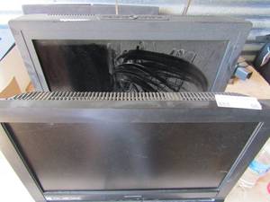 lot 86 image: View sonic Television 20 screen, no remote or plug (for purchase on Amazon) Sylvania TV no remote works great 18 screen