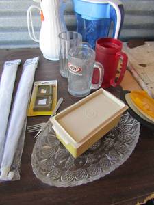 lot 118 image: 2 new food nets for picnic , water pitcher A&W mugs and butter dish