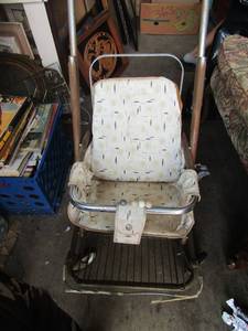 lot 144 image: Vintage baby stroller