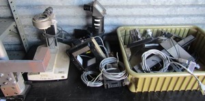 lot 209 image: Tub of Photo & OPTICAL  Equipment