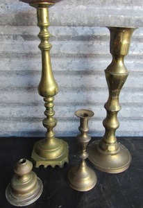 lot 229 image: 19-21 brass candle stands and 9 brass candle stand