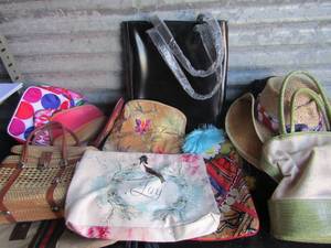 lot 238 image: Large lot of wicker womans sun hats , purses, and makeup pouches