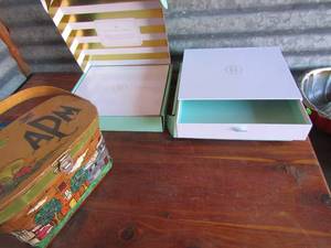 lot 266 image: 2 empty storage boxes and 1  wicker baskets
