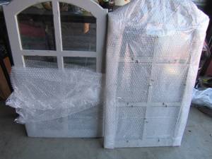 lot 279 image: two 32x19 wall hanging window dcor NEW in great shape