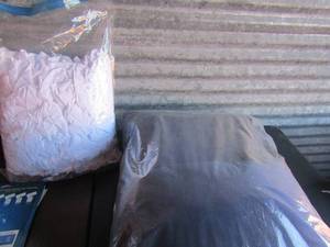 lot 284 image: 2 blue decorative PILLOWS  and 1 in white PILLOW