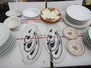 lot 319 image: 32 Blockionia Greece Athens white saucers, 2 TEA CUPS, 2 BLACKEYE SERVING DISHES, , 3 BUFFALO CHINA SAUCERS, 4 FRANCISIAN CHERRY SAUCERS 7, 